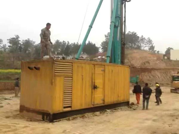 甘谷如何判断水冷式机油散热器密封件是否需要更换?